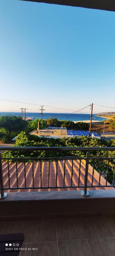 Makedonia Studios At Harbour Of Kamiros Skala Екстериор снимка